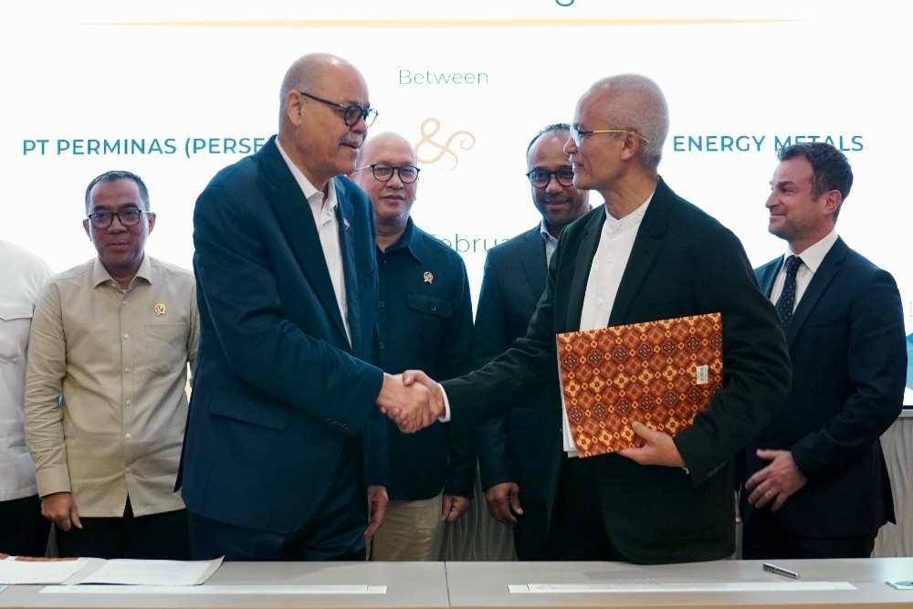 Gilarsi Setijono: Gaya Pimpin Rangkap di VKTR & Perminas